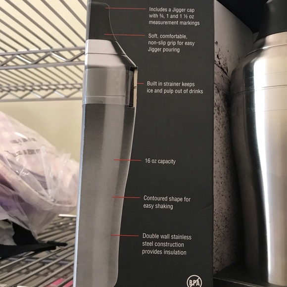 OXO Softworks Cocktail Shaker - Picture 1 of 6